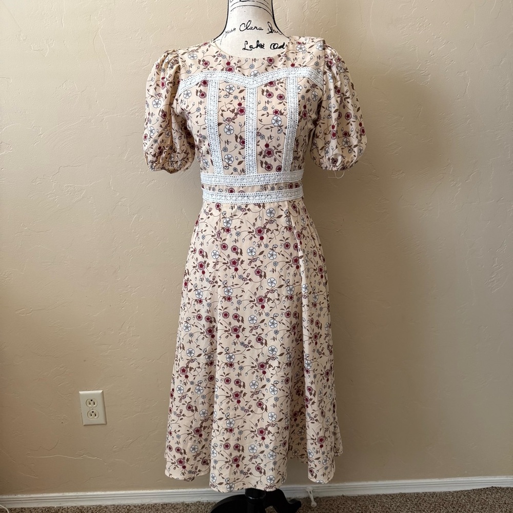 Vogue Floral Puff Sleeve Midi Dress Lace Trim Cottagecore Prairie Dress L - Picture 7 of 8
